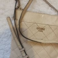 Оригинална чанта Guess , снимка 8 - Чанти - 45081585