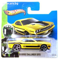Колекционерска количка Hot Wheels 08 Dodge Challenger SRT8, снимка 1 - Коли, камиони, мотори, писти - 45041621