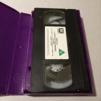 Две видеокасети VHS Английски Издания Без БГ Субтитри , снимка 11 - Анимации - 45424568