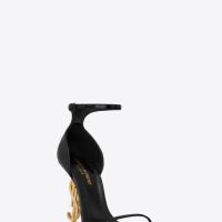 Токчета Saint Laurent, снимка 2 - Дамски обувки на ток - 45402910