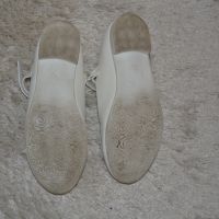 Бели обувки 35 номер, снимка 4 - Детски обувки - 45797333