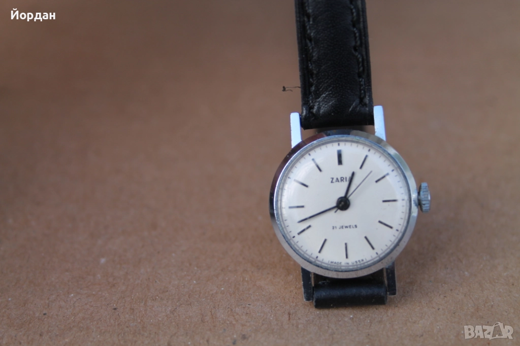 СССР дамски часовник ''Заря'' /21 камъка /, снимка 1