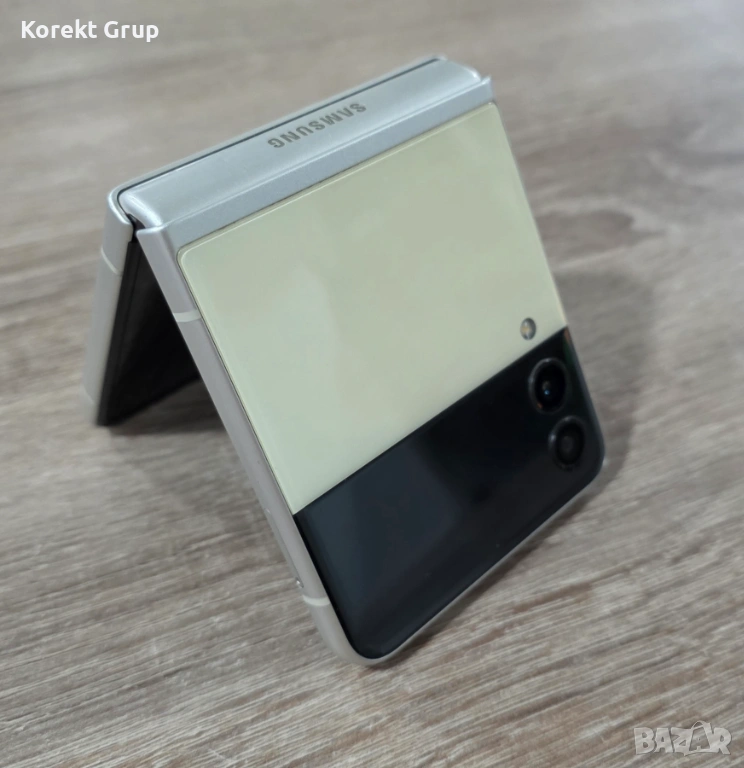 Samsung Galaxy Z Flip3 5G 128GB 8GB RAM, снимка 1