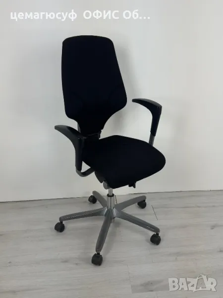 Giroflex G64 е класически офис стол, който се отличава с висока ергономичност и комфорт. , снимка 1