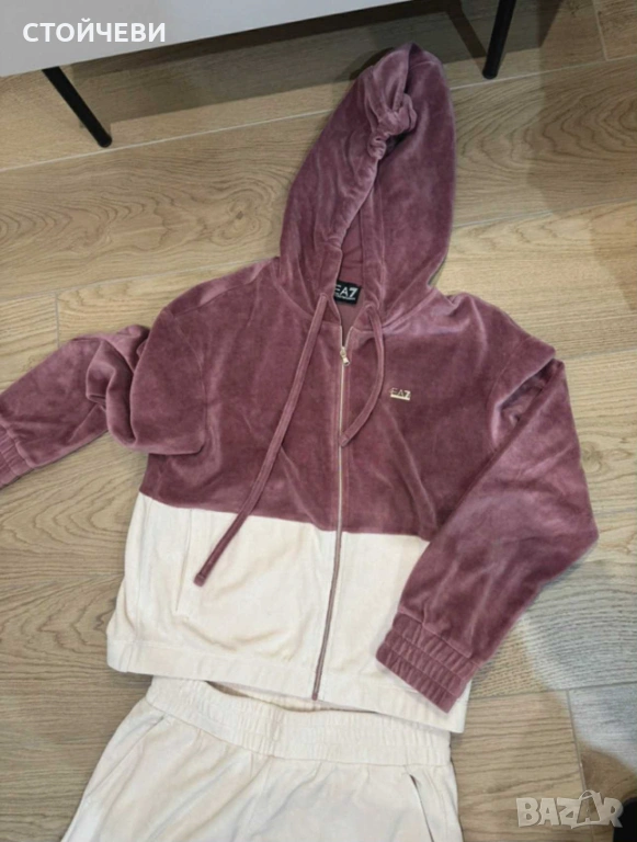 Дамски екип EA7, снимка 1