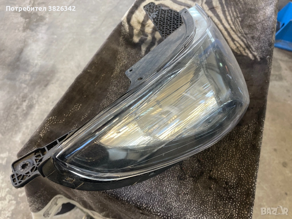 Фар за Опел Карл, снимка 1