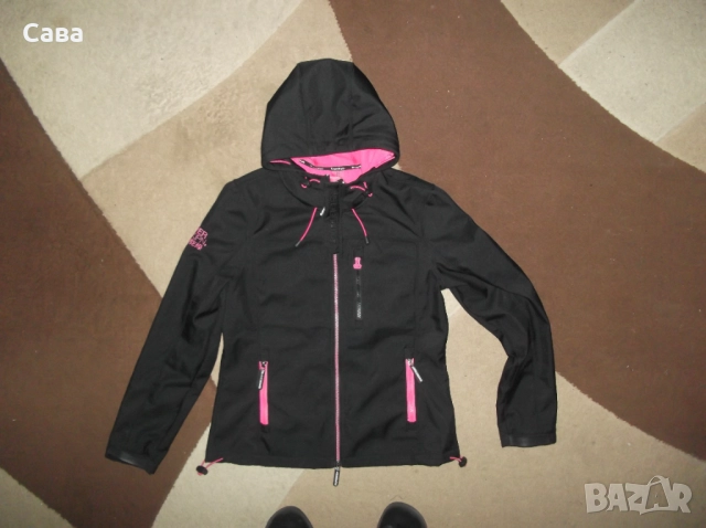 Софтшел SUPERDRY  дамски,Л, снимка 2 - Спортни екипи - 52268188