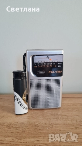 FM/AM малко радио, снимка 2 - Радиокасетофони, транзистори - 51807359