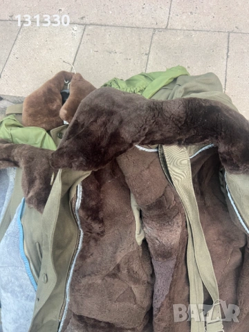 продавам офицерски шуби , снимка 3 - Други инструменти - 51381524