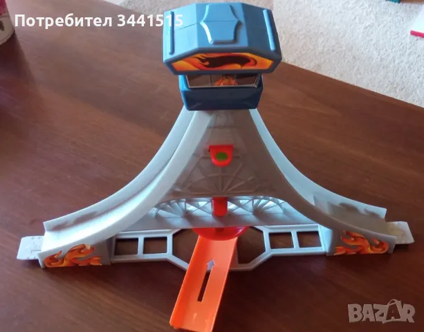 Писта Hot Wheels Drop Tower, снимка 7 - Коли, камиони, мотори, писти - 46989249