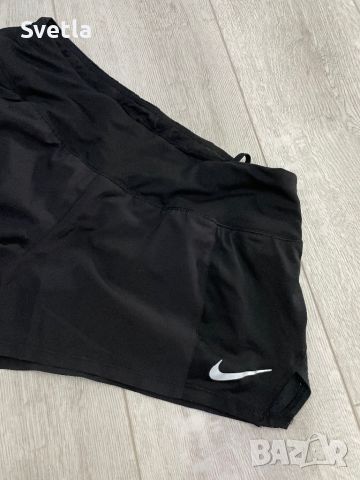 Къси шорти nike, снимка 2 - Къси панталони и бермуди - 46290883