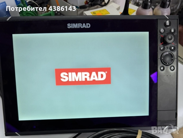Продавам сонар Simrad NSS12 EVO3