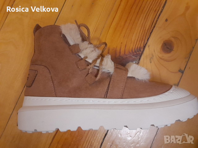 Зимни обувки UGG , снимка 13 - Дамски боти - 52826552
