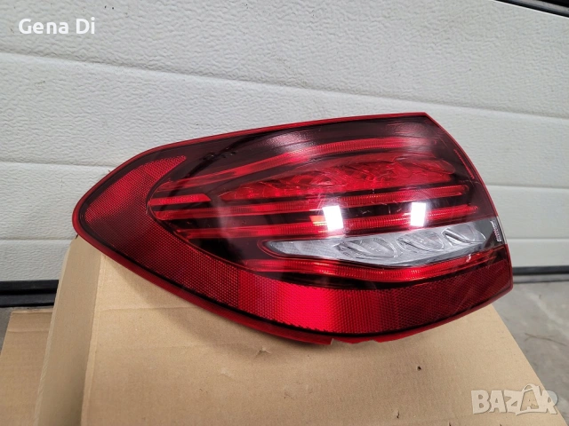 Ляв стоп за комби Mercedes C Class W205 2015 година