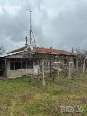 Къща в село Щръклево, снимка 11 - Къщи - 53975834