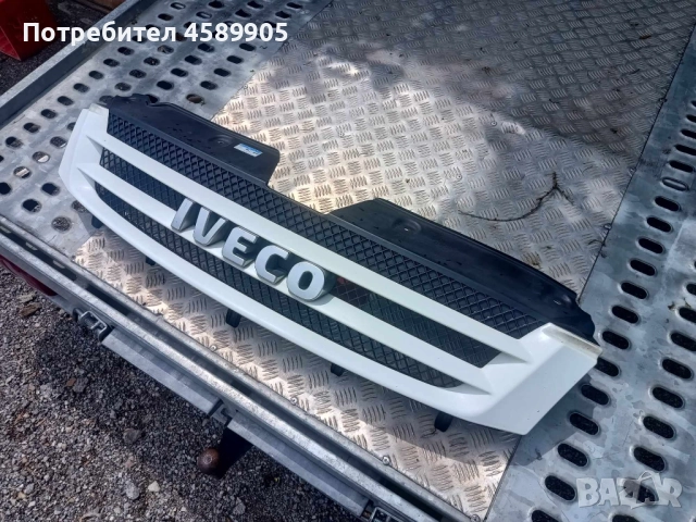Оригинална бяла решетка/маска за Iveco Daily до 2012г.
