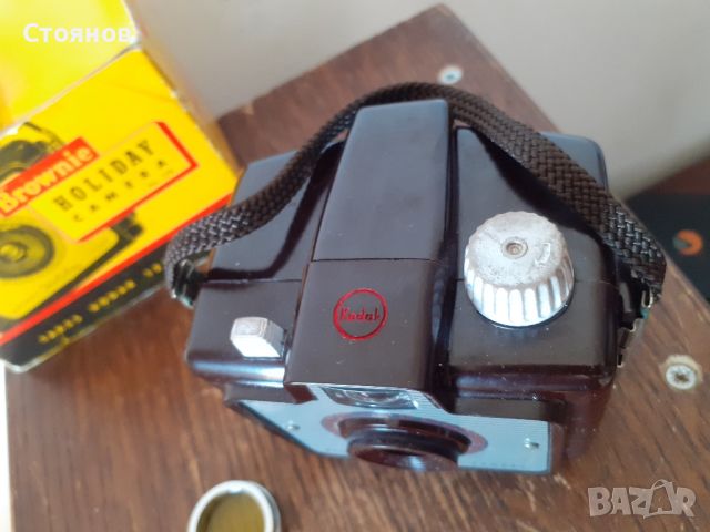 Ретро Kodak Brownie Holiday Camera1950г. No.179

, снимка 5 - Фотоапарати - 45684694