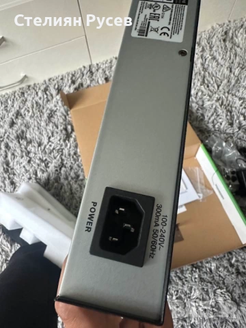 суич cisco sf110-16 16 port switch сплитер за интернет - цена 200лв или 102,26 евро - нов , не е изп, снимка 5 - Суичове - 52039058