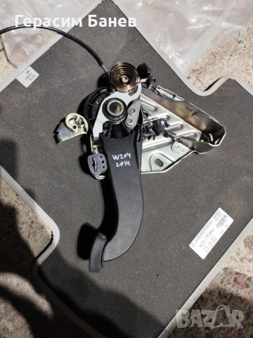 А2044201584 педал ръчна спирачка OEM MERCEDES W204 OM651 2014