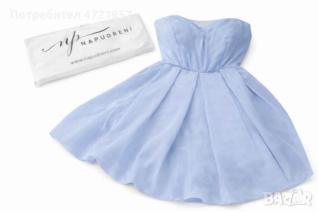 Продавам красива светлосиня рокля 