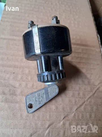 Нови и втора употреба части за Трабант Trabant, снимка 8 - Части - 50107557