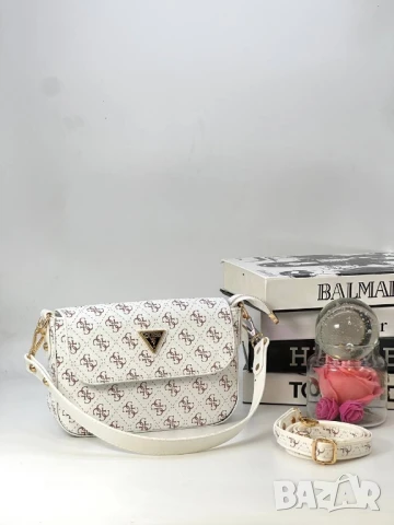 чанти Guess :➡️24cm ⬆️15cm 🌟, снимка 2 - Чанти - 51220406