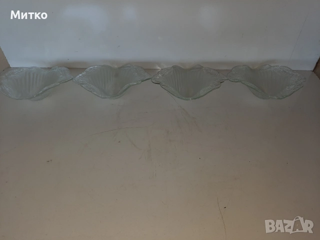 Стъклени орнаменти тип чашки с форма на листа за полилей