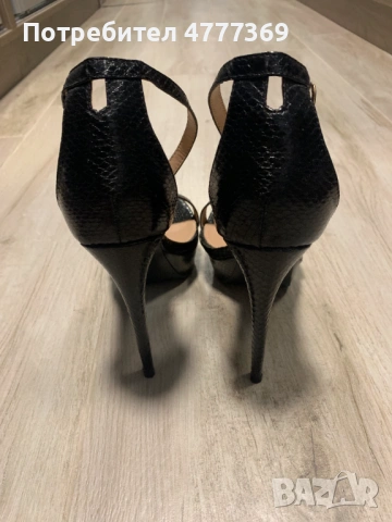 Черни дамски сандали на висок ток змийска кожа, снимка 2 - Сандали - 54185033