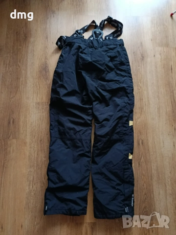 Ски панталони с тиранти от марката Tuxer с вградена защита от сняг и дъжд, снимка 4 - Зимни спортове - 54187163