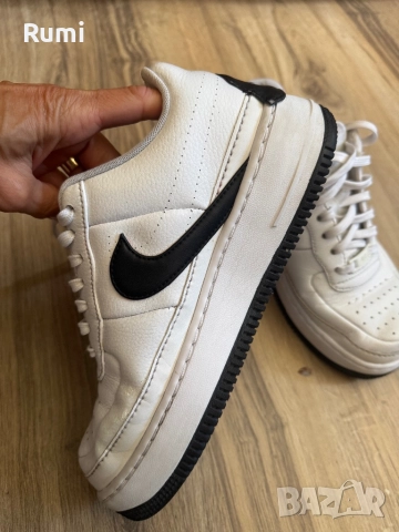 Оригинални кецове NIKE W AIR FORCE 1 JESTER XX! 40 н, снимка 2 - Кецове - 52215493