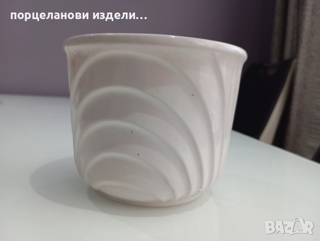 Порцеланова стара кашпа маркирана , снимка 10 - Декорация за дома - 52690478