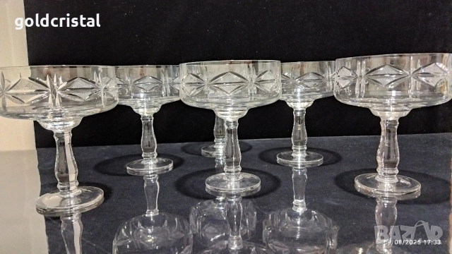 Кристални чаши , снимка 4 - Антикварни и старинни предмети - 44025431
