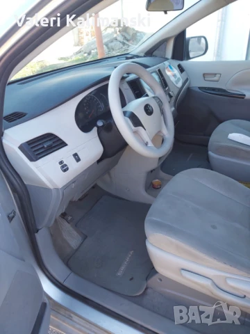 ТОЙОТА СИЕНА , снимка 7 - Автомобили и джипове - 51243545