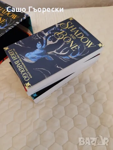 Shadow And Bone Box Set , снимка 2 - Художествена литература - 47236295