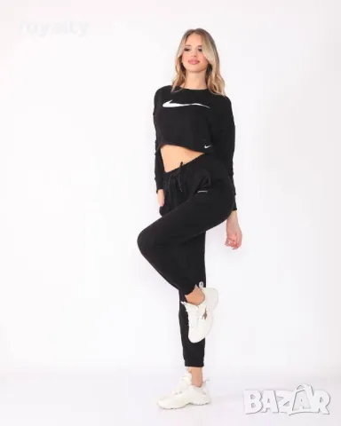 Nike дамски спортен екип 