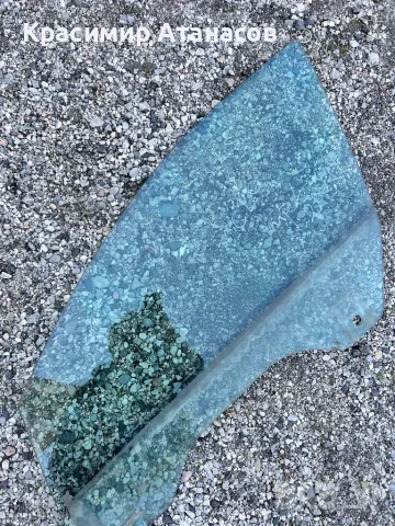 Странично стъкло предно ляво за Мерцедес CLS. W219. 2007г