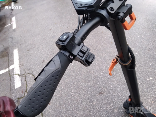 Предлагам ел.тротинетка Kukirin G2 pro., снимка 5 - Скейтборд, ховърборд, уейвборд - 52865500