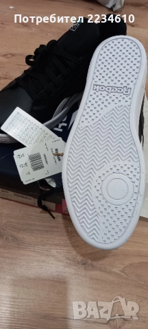 Маратонки Reebok, снимка 4 - Ежедневни обувки - 52496242