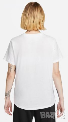 Nike Women's EssentialsTee Bf Lbr Дамска тениска / T-Shirt, снимка 11 - Тениски - 45559059