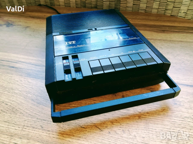 ITT SL-531, снимка 3 - Радиокасетофони, транзистори - 53747510