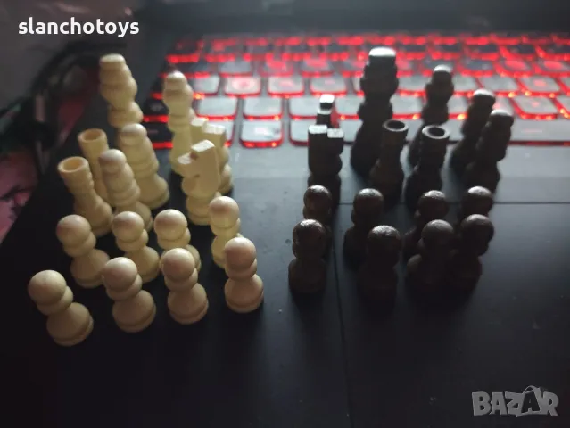 Малки дървени фигури за шах, снимка 3 - Шах и табла - 49869354