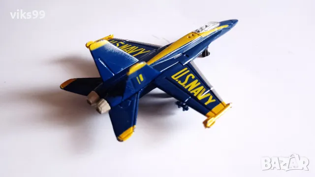 Maisto Tailwinds - F/A-18 Hornet - US Navy Blue Angels, снимка 5 - Колекции - 49402600