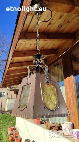 Старинни полилеи съчетание на метални капаци в меден цвят, елементи на ковано желязо и стъкла, снимка 2 - Полилеи - 52541226