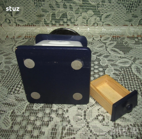 Порцаланова мелничка за кафе, подправки, билки, снимка 8 - Аксесоари за кухня - 53684427