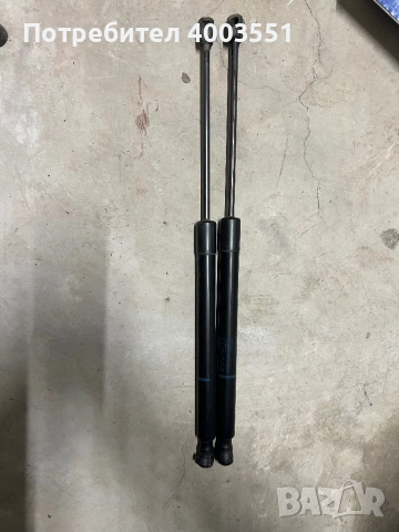 Амортисьори багажник Q7