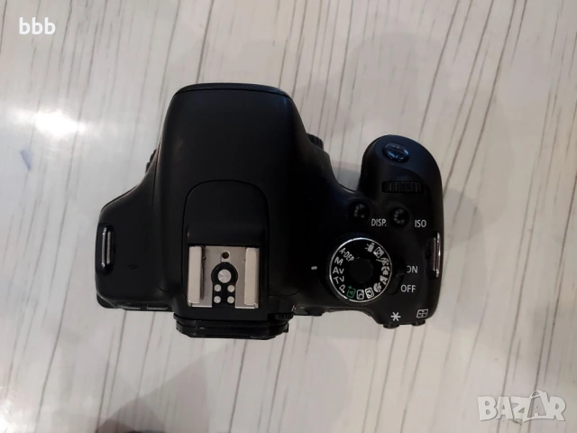 Фотоапарат Canon 650D и обектив Tamron 18-200