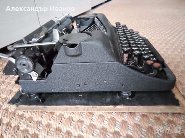 Германска пишеща машина RHEINMETALL 1938 г., снимка 5 - Антикварни и старинни предмети - 45637366