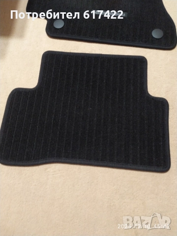 Комплект Оригинални стелки за Mecedes C klass W205, снимка 6 - Аксесоари и консумативи - 52722294