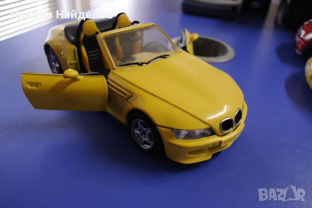 BURAGO кола 1:24 BMW M Roadster 1996, снимка 6 - Колекции - 47578673