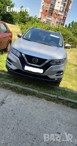 Nissan Quashqai, снимка 6 - Автомобили и джипове - 47037935